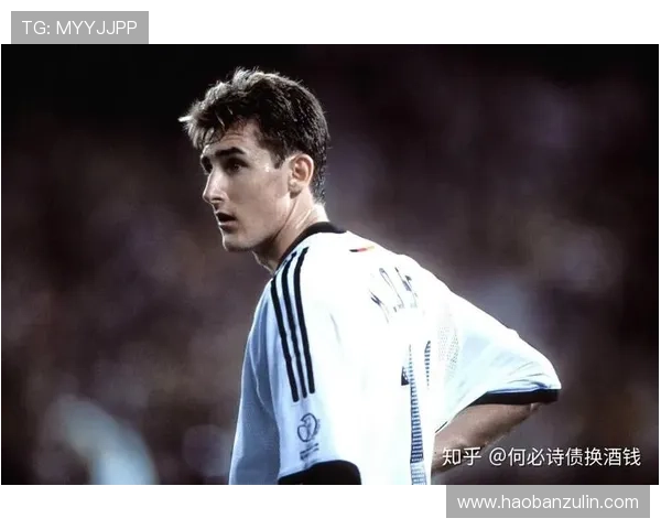 平凡之路:一个普通少年如何逆袭成为足球明星的成长故事